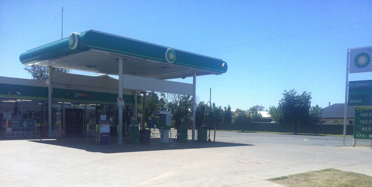 Deniliquin Service Station